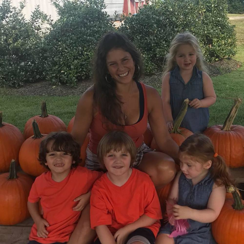 Meet your Posher, Danielle